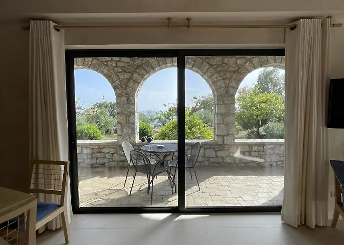 Melitsina Village Hotel